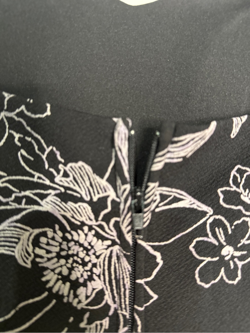 Honey & Rosie cropped black & white floral jumpsuit with POCKETS! Sz M. - Picture 7 of 13